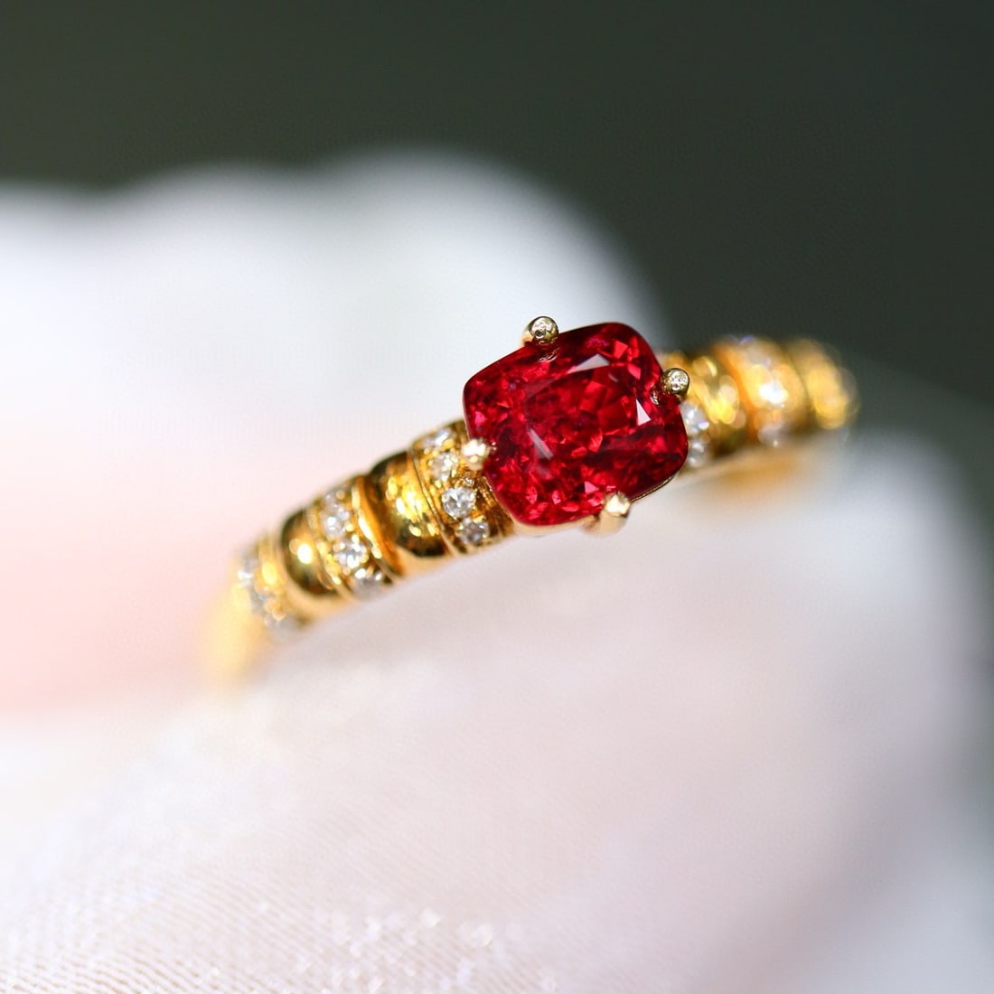 14k Gold 0.77 Ctw Natural Spinel & Diamond Ring - 5