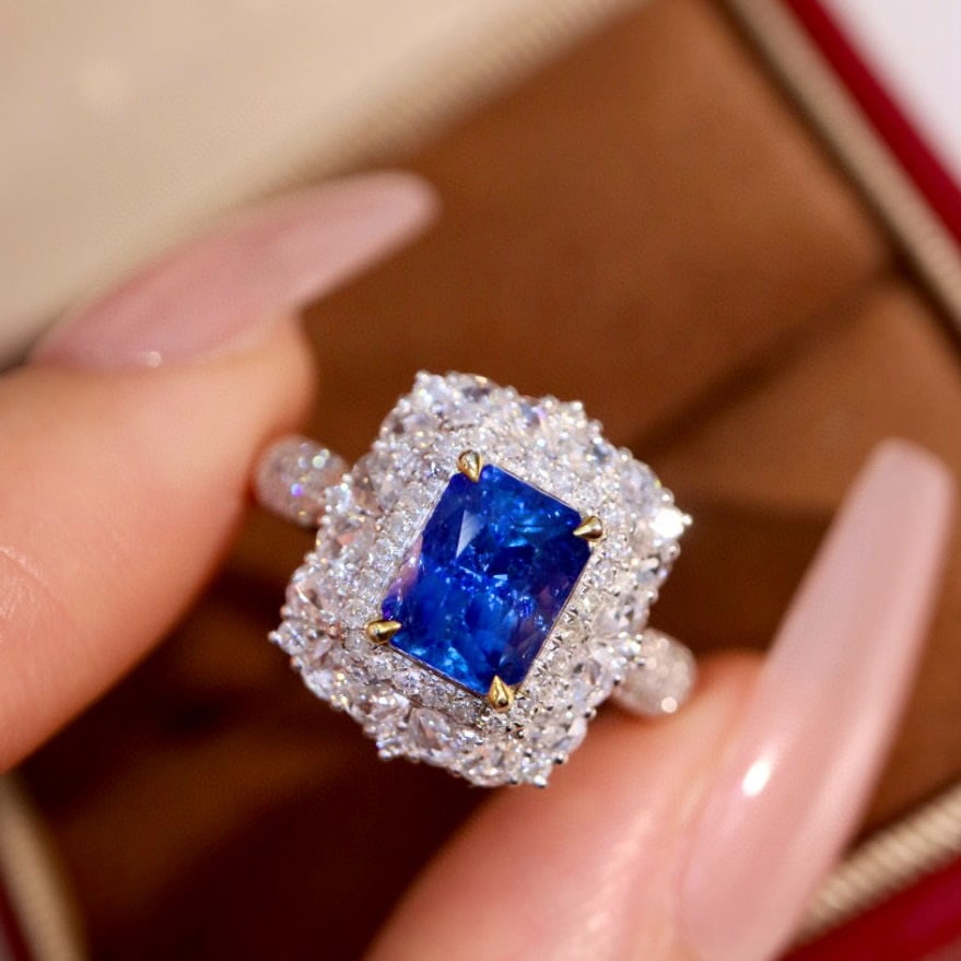 14k Gold 2.34 Ctw Natural Sapphire & Diamond Ring - 2