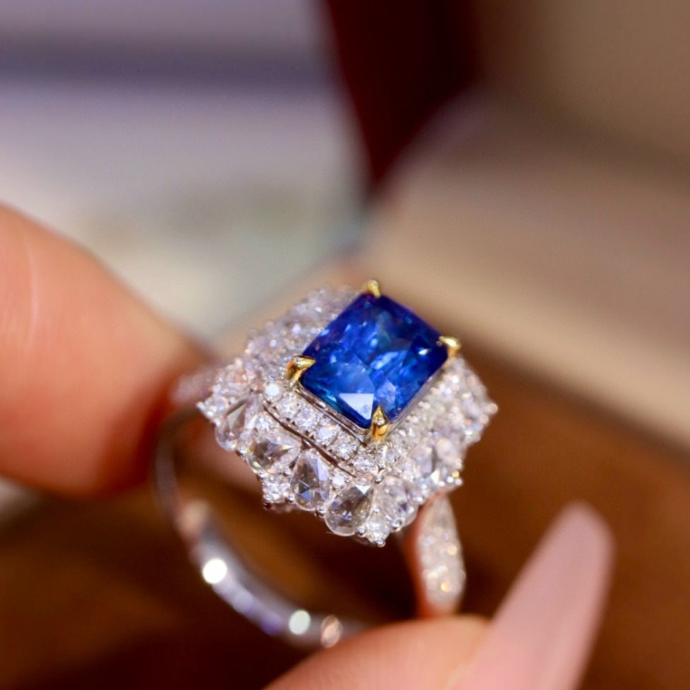 14k Gold 2.34 Ctw Natural Sapphire & Diamond Ring - 3