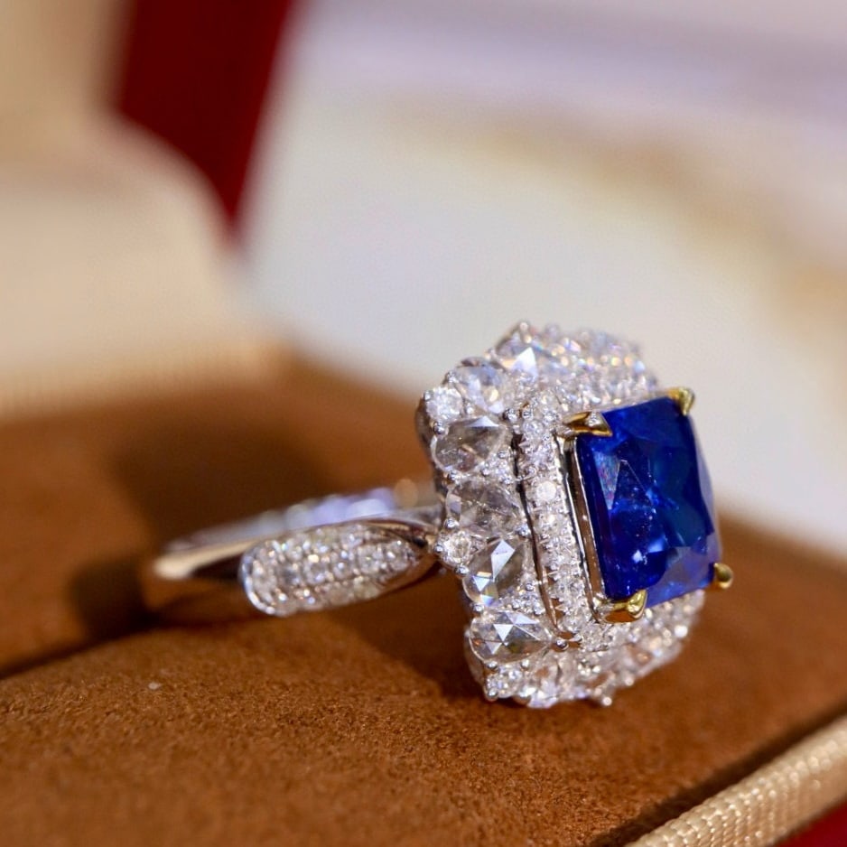 14k Gold 2.34 Ctw Natural Sapphire & Diamond Ring - 5