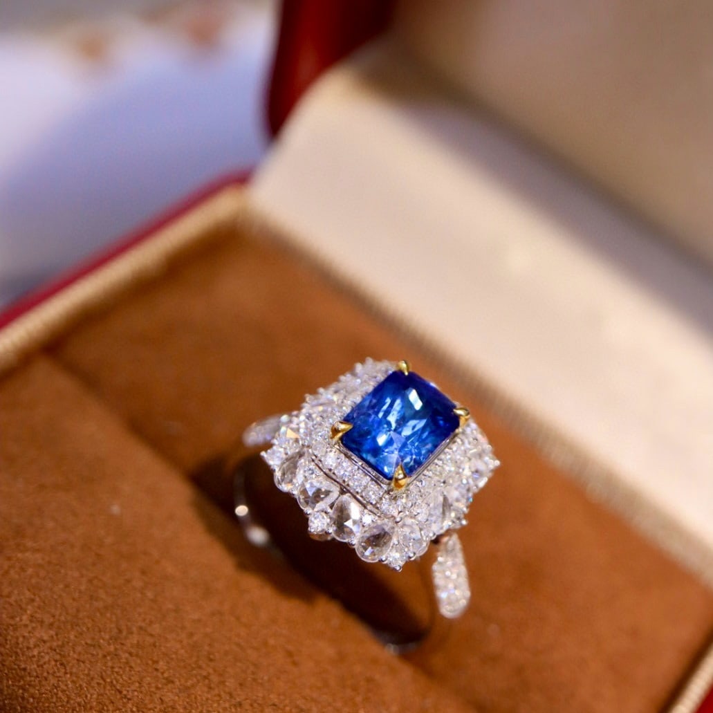 14k Gold 2.34 Ctw Natural Sapphire & Diamond Ring - 6