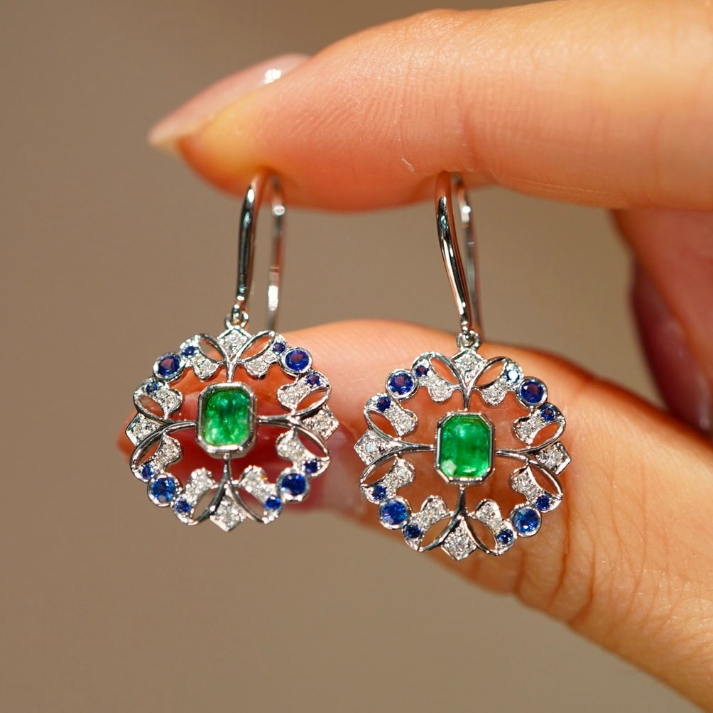 14k Gold 0.4 Ct Vivid Green Natural Emerald & Diamond & Sapphire Earrings: Ref:230957044 // gold content:14k gold // main gemstone:emerald // shape:octagonal // carat weight:0. 4ct // color:vivid green // treatment:natural // // adjacent gemstone 2 : diamond //