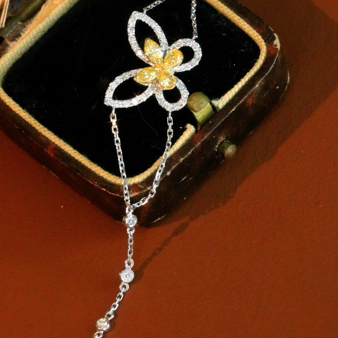 14k Gold 0.75 Ct Natural Color Diamond & Butterfly Necklace - 3