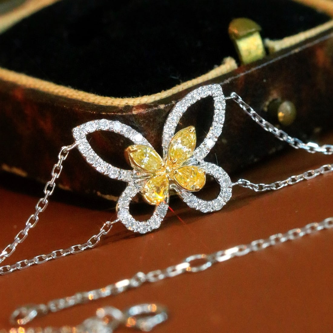 14k Gold 0.75 Ct Natural Color Diamond & Butterfly Necklace - 4
