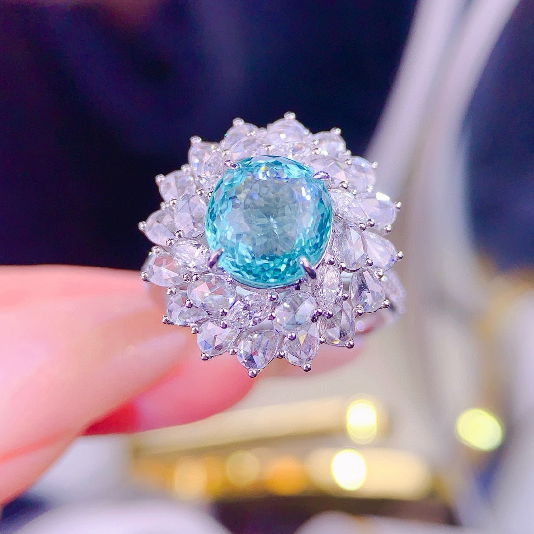 14k Gold 2.72 Ct Natural Paraiba Tourmaline & Diamond Ring/pendant( Without Chain ): Ref:230957065 // gold content:14k gold // ring size:7. 25us // // main gemstone:paraiba tourmaline // shape:oval // carat weight:2. 72ct // color:blue // treatment:natural // // adjacent gemstone