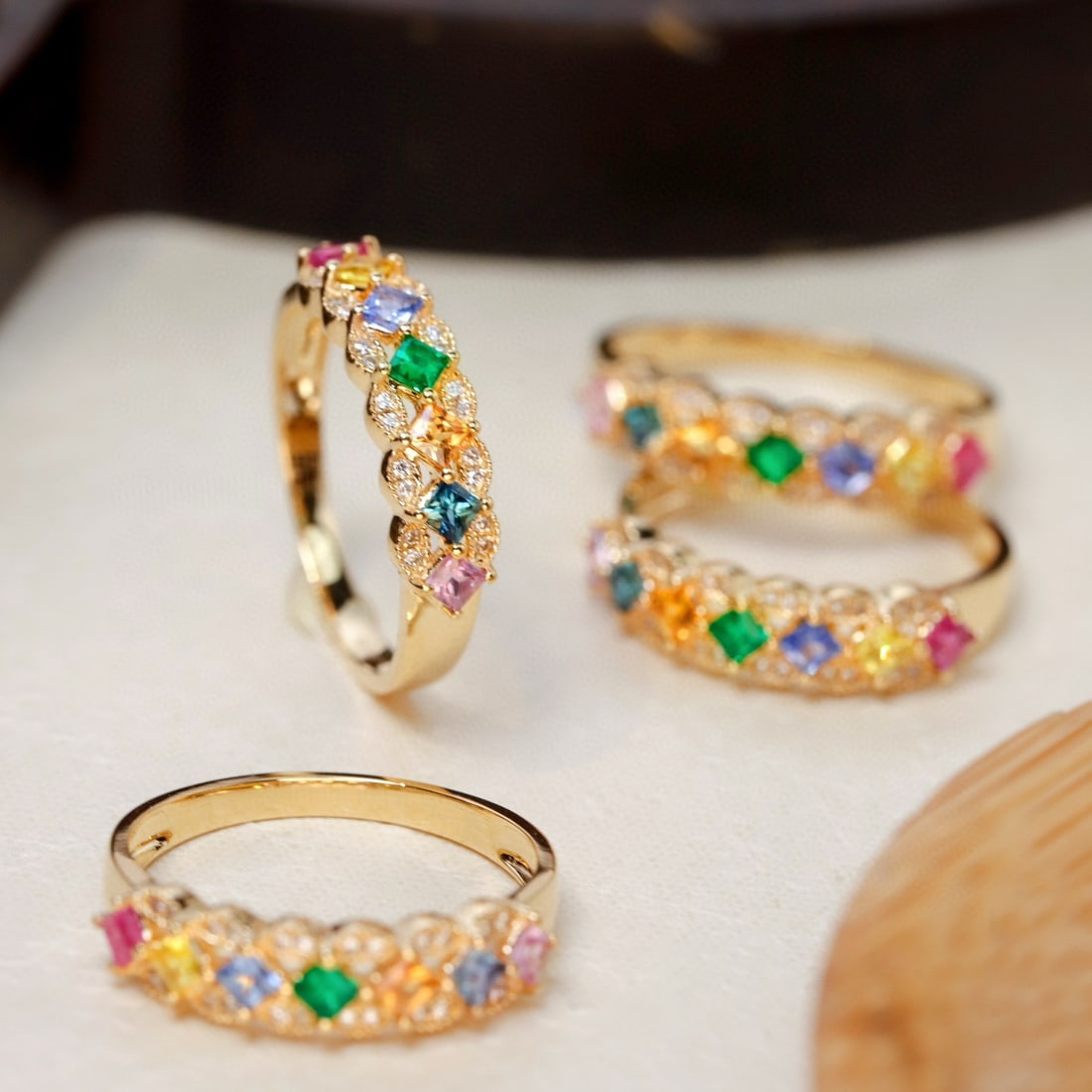 14k Gold 0.64 Ctw Natural Sapphire & Emerald & Diamond Ring - 6