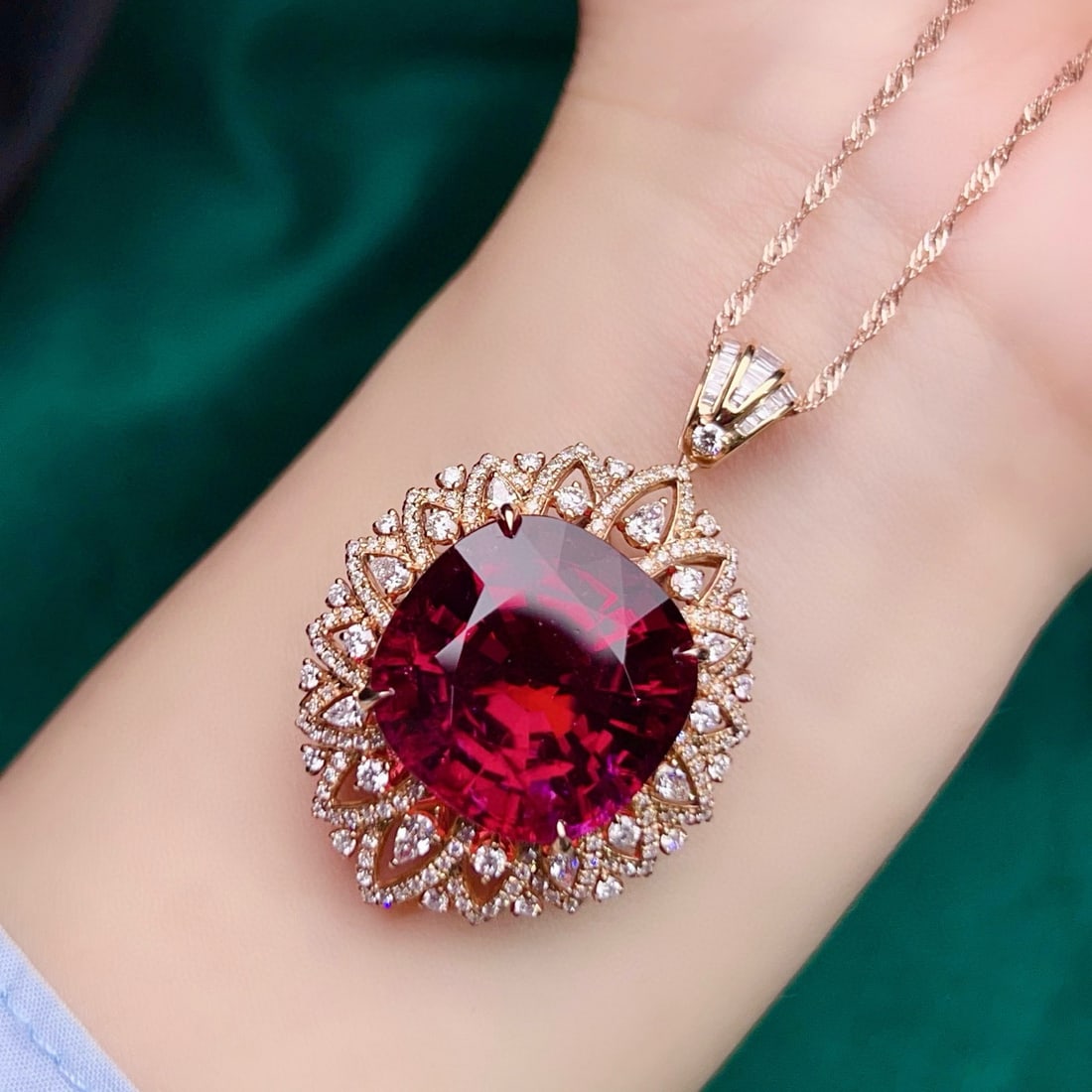 14k Gold 31.45 Ctw Natural Tourmaline & Diamond Pendant( Without Chain ) - 4