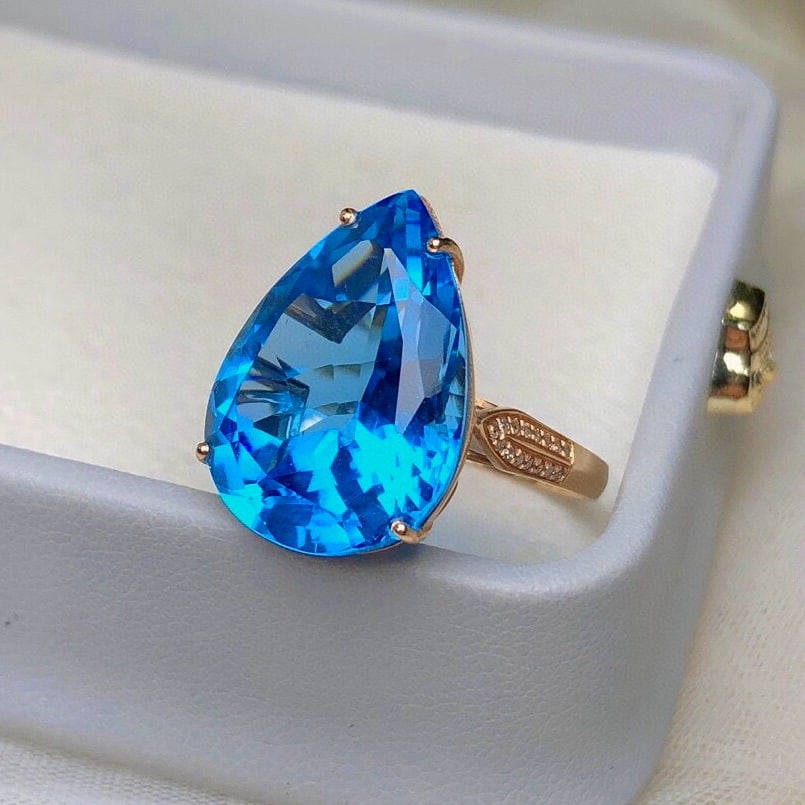 14k Gold 18.62 Ct Natural Topaz & Diamond Ring - 3