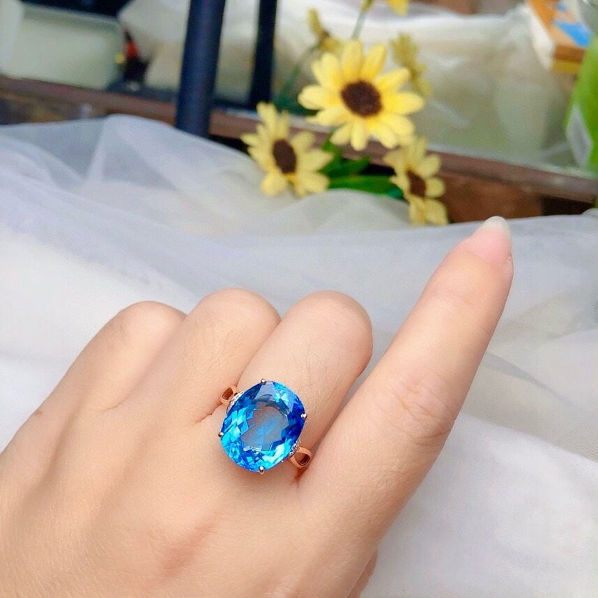 14k Gold 12.60 Ct Natural Topaz & Diamond Ring - 6