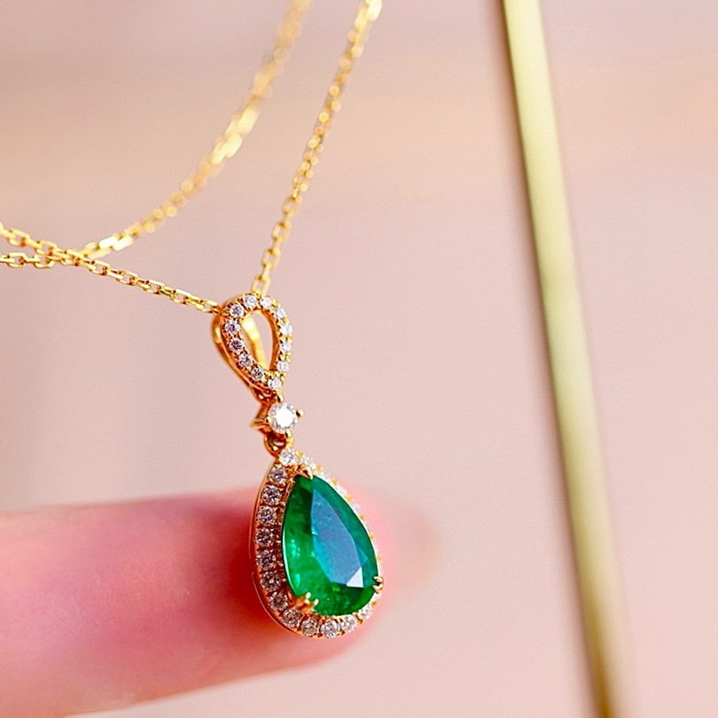 14k Gold 1.91 Ctw Vivid Green Natural Emerald & Diamond Pendant( Without Chain ) - 2