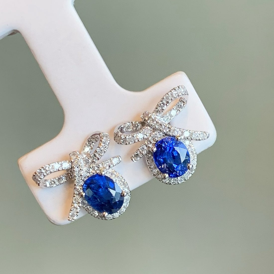 14k Gold 1.40 Ctw Vivid Blue Natural Sapphire & Diamond Earrings - 2