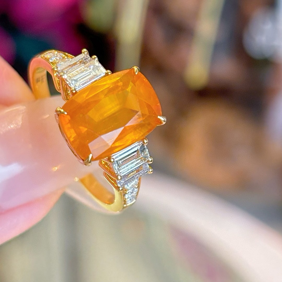 14k Gold 3.4 Ct Natural Sapphire & Diamond Ring - 4