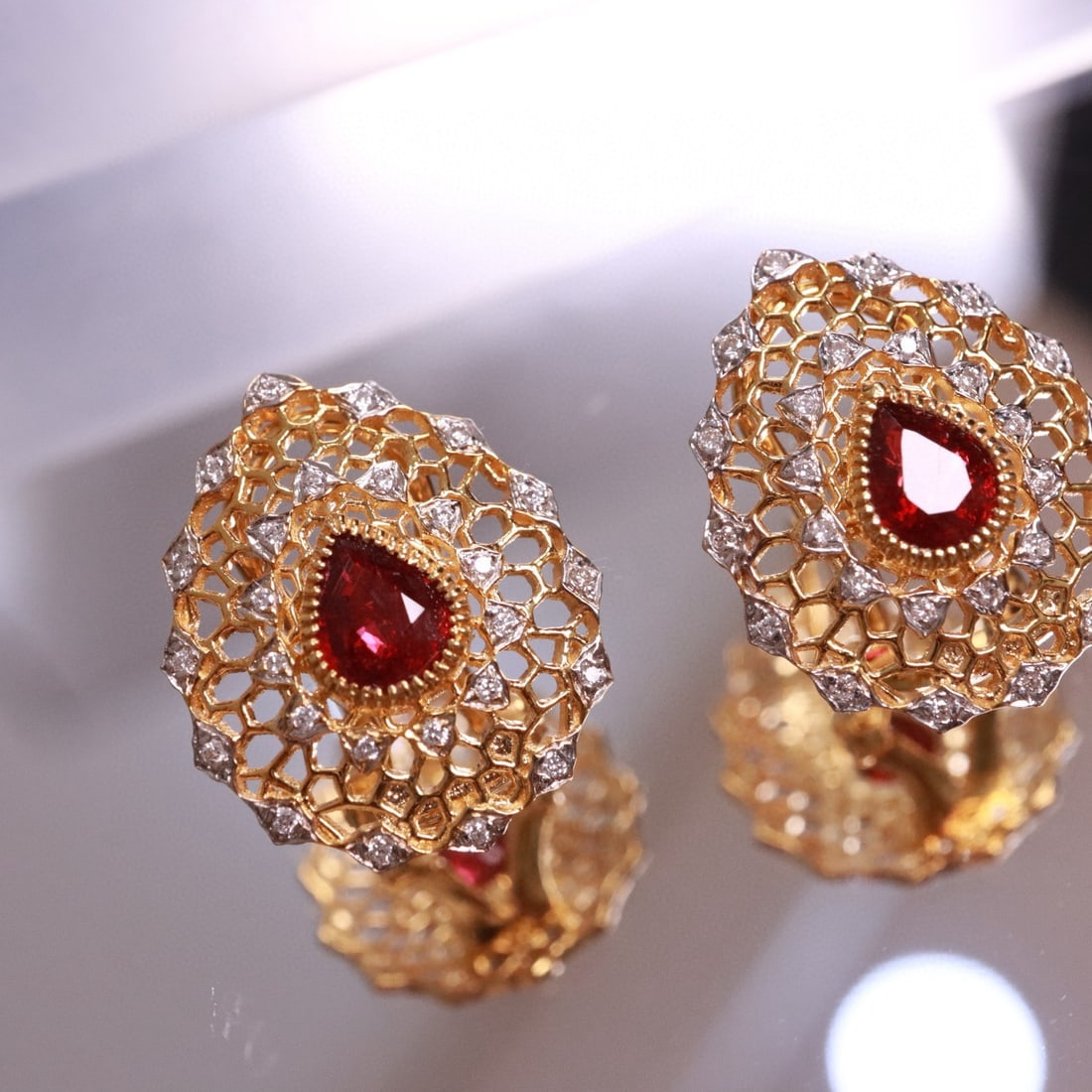14k Gold 0.98 Ctw Natural Ruby & Diamond Earrings - 4