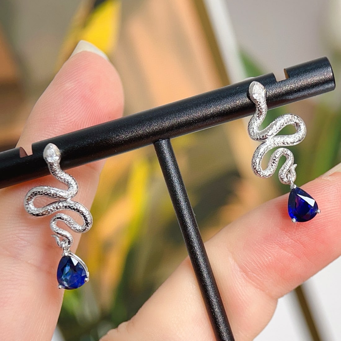 14k Gold 1.25 Ctw Natural Sapphire & Diamond Earrings - 4