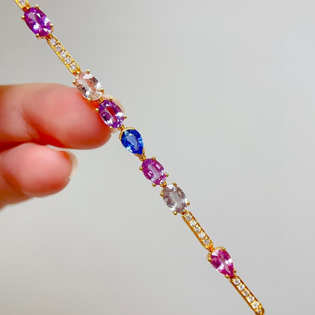 14k Gold 3.88 Ctw Natural Sapphire & Diamond Bracelet - 2