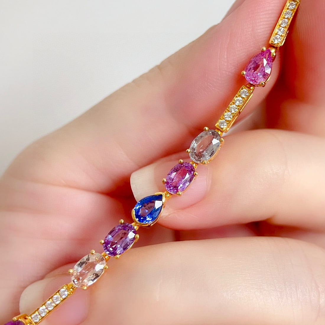 14k Gold 3.88 Ctw Natural Sapphire & Diamond Bracelet - 3