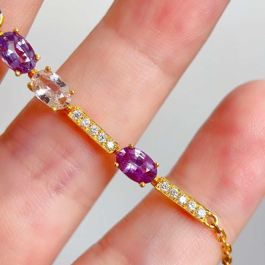 14k Gold 3.88 Ctw Natural Sapphire & Diamond Bracelet - 8