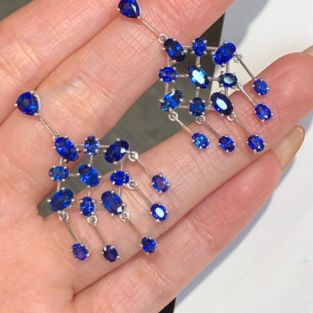 14k Gold 7 Ct Natural Sapphire Earrings - 3