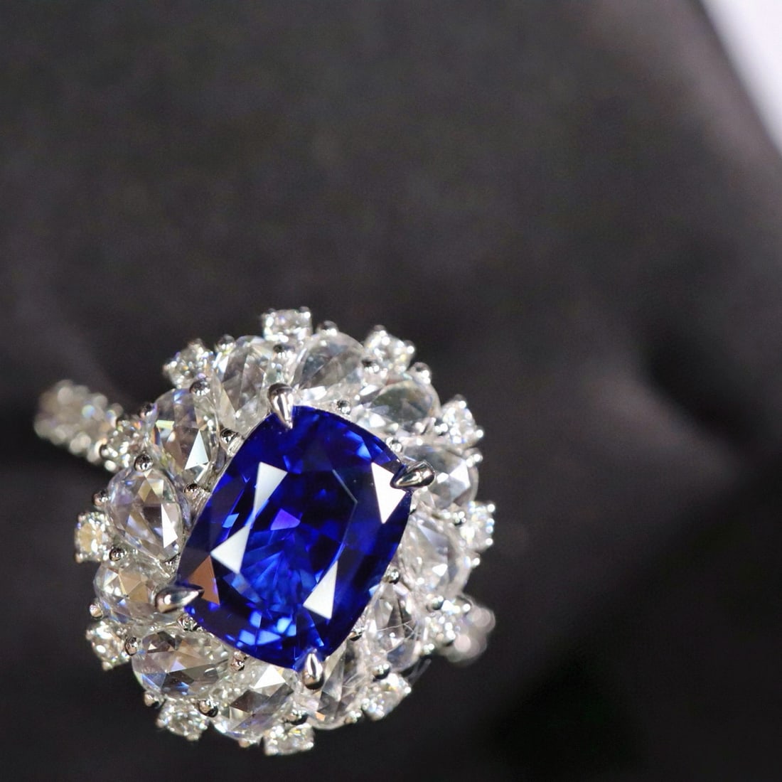 14k Gold 2.98 Ctw Natural Sapphire & Diamond Ring - 3