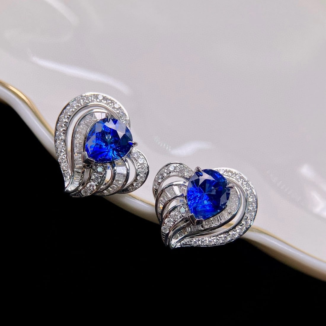14k Gold 2.70 Ctw Natural Sapphire & Diamond Earrings - 2