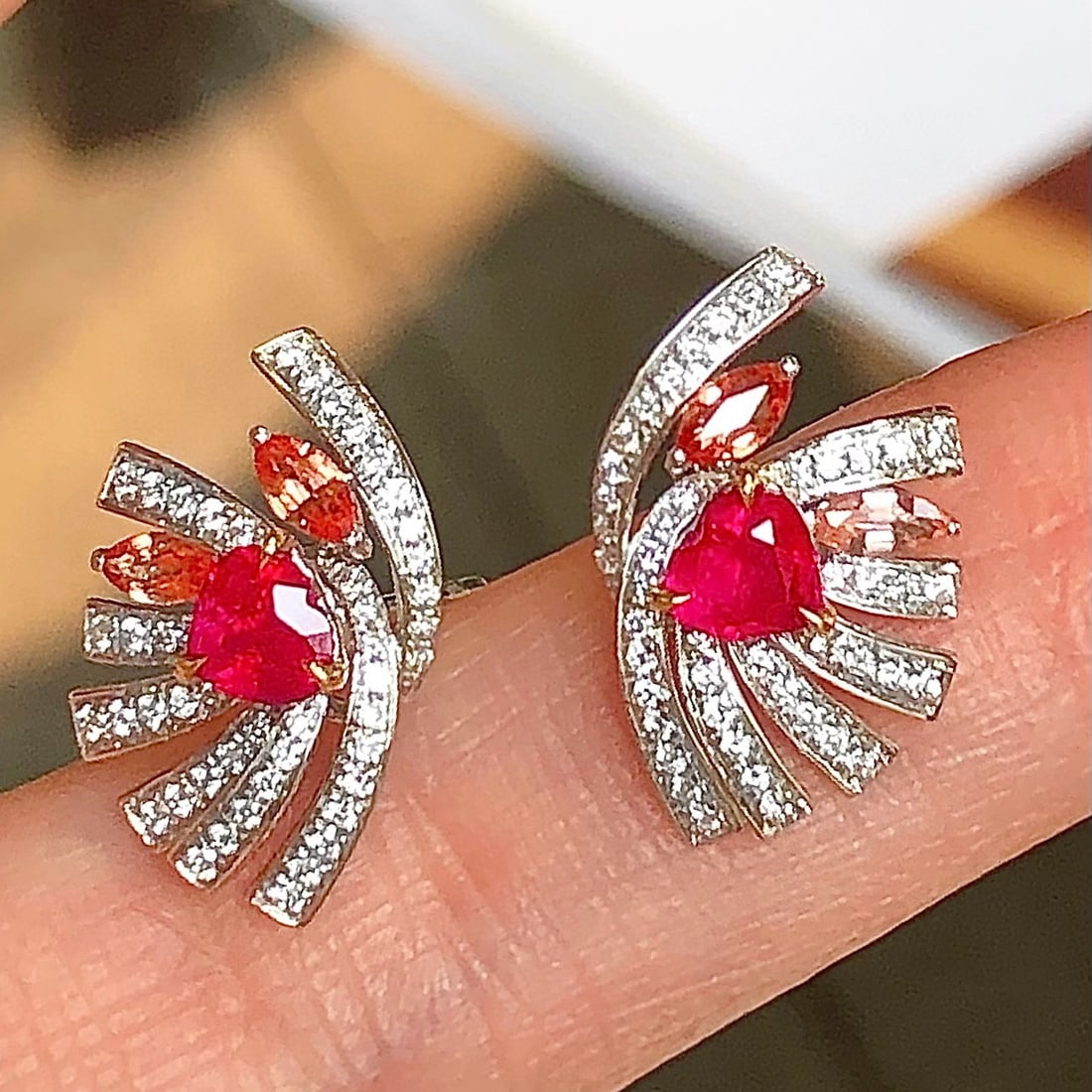 14k Gold 1.67 Ctw Natural Ruby & Diamond Earrings: Ref:230957178 // gold content:14k gold // main gemstone:ruby // shape:heart // carat weight:1. 35ct // color:pigeonblood red // treatment:natural // // adjacent gemstone 2 : diamond // shape:round //