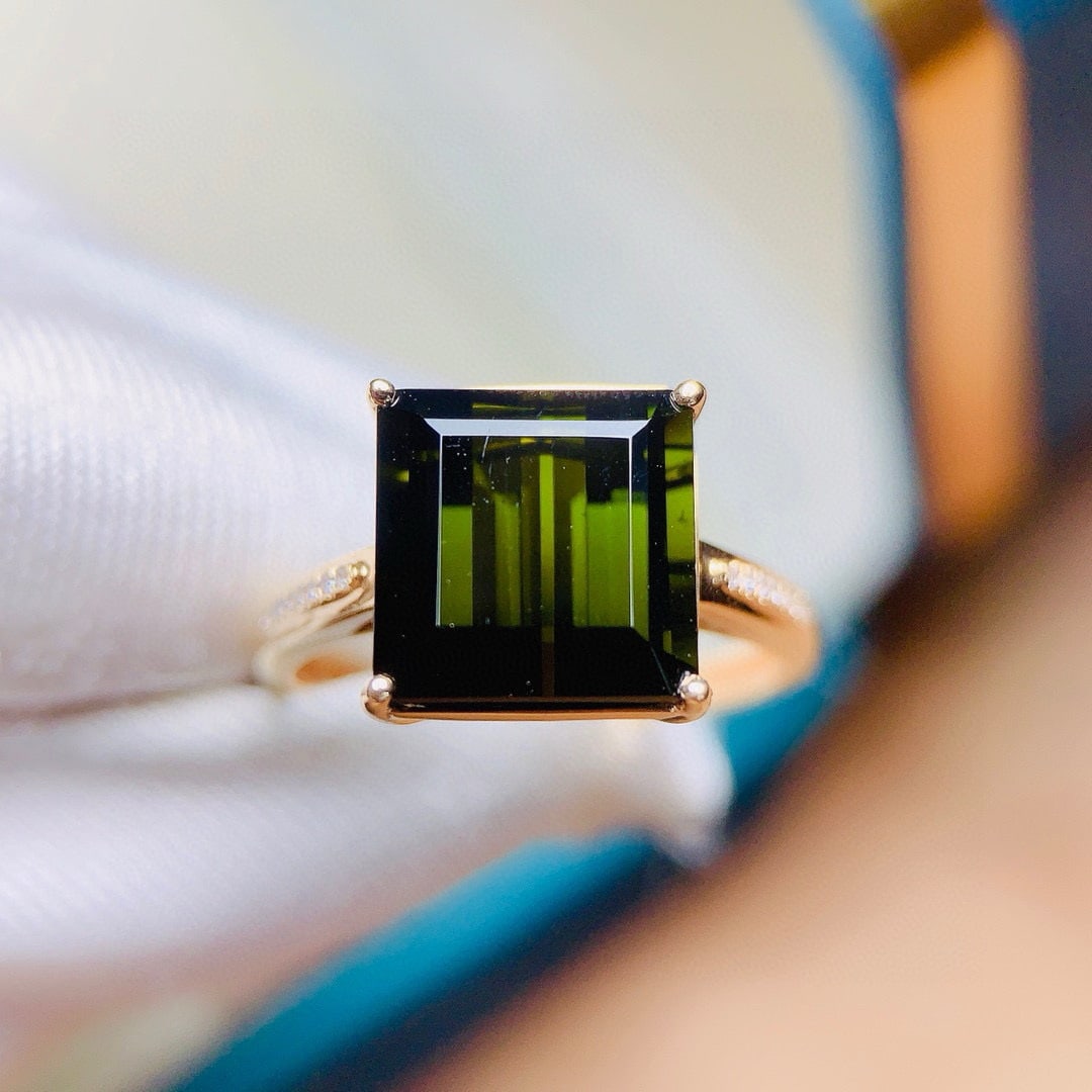 14k Gold 6.35 Ctw Natural Tourmaline & Diamond Ring: Ref:230957190 // gold content:14k gold // ring size:7. 25us // // main gemstone:tourmaline // shape:octagonal // carat weight:6. 3ct // color:green // treatment:natural // // adjacent gemstone 2 : dia