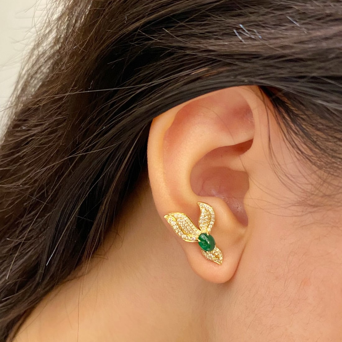 14k Gold 1.22 Ctw Vivid Green Natural Emerald & Diamond Earrings - 3