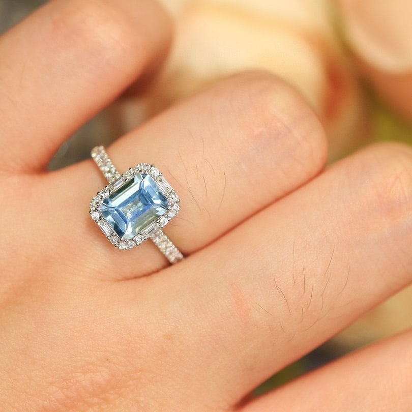 14k Gold 1.71 Ctw Natural Aquamarine & Diamond Ring - 7