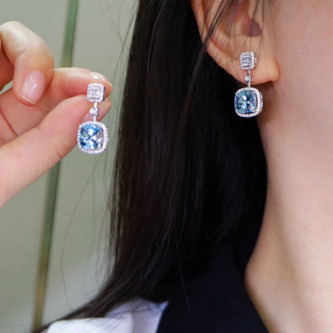 14k Gold 5.05 Ctw Natural Aquamarine & Diamond Earrings - 4