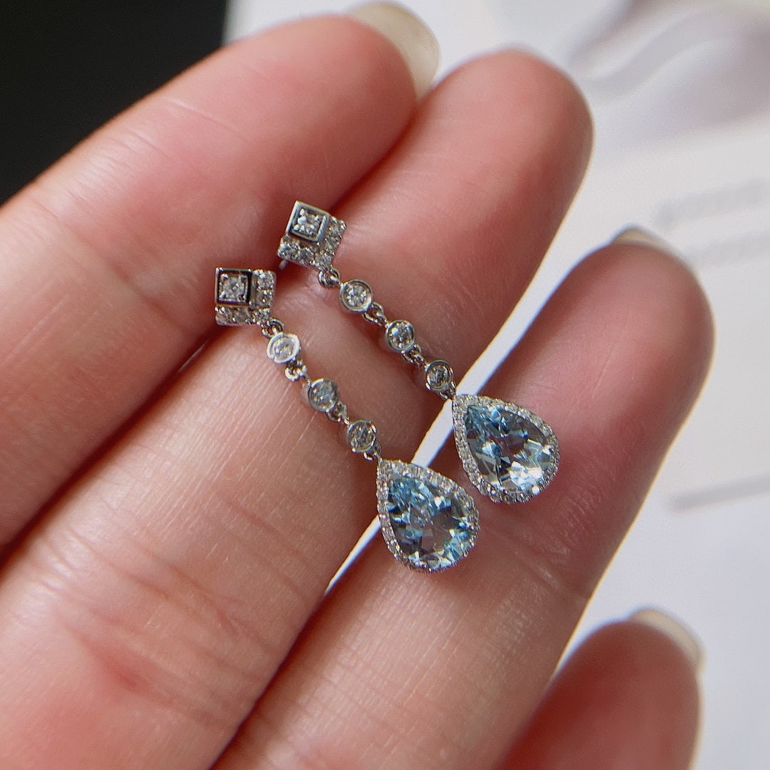 14k Gold 1.48 Ct Natural Aquamarine & Diamond Earrings - 4