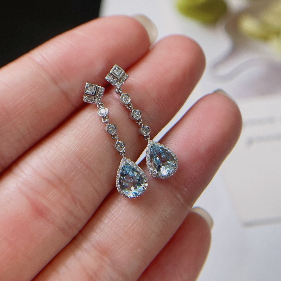 14k Gold 1.48 Ct Natural Aquamarine & Diamond Earrings - 5