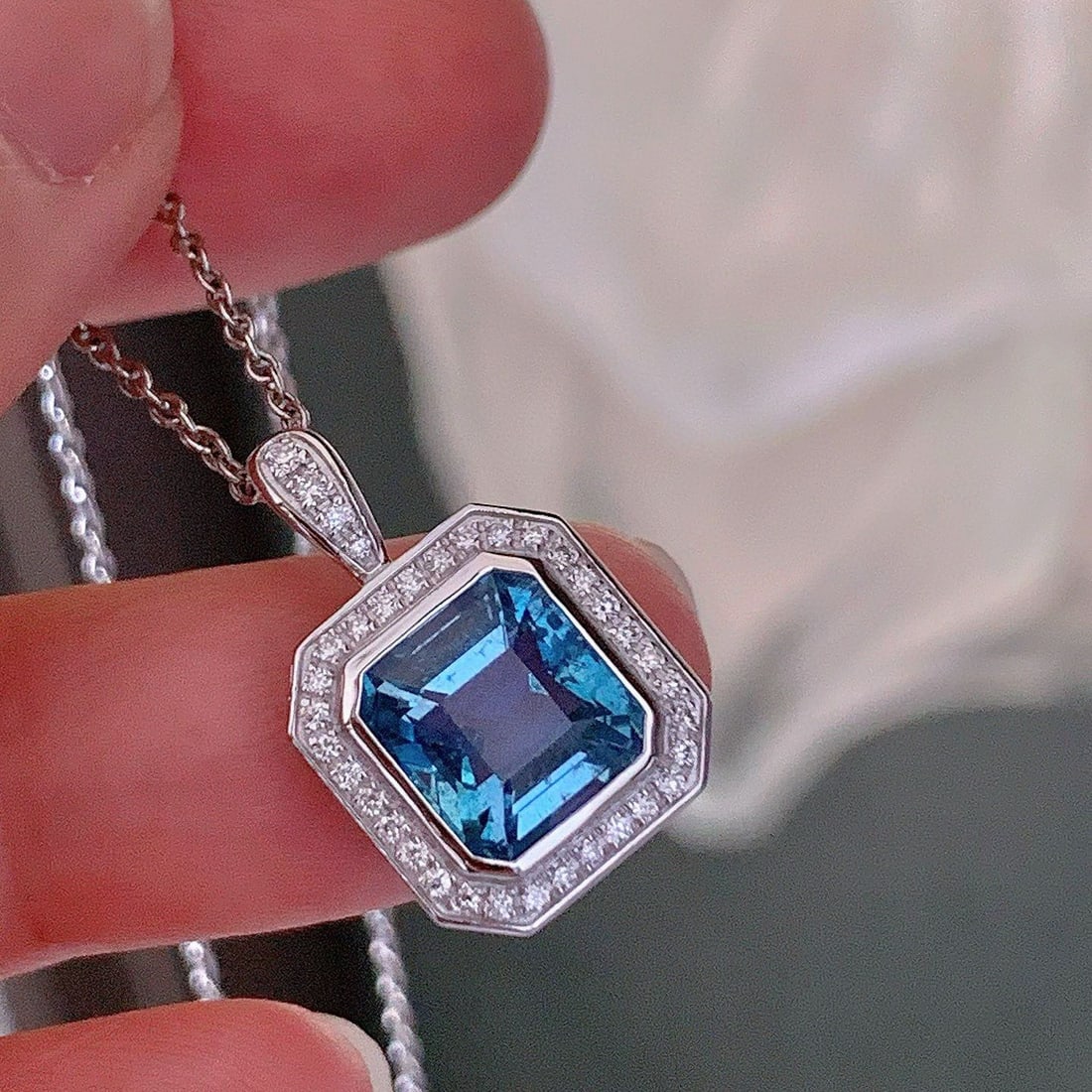 14k Gold 2.41 Ct Natural Aquamarine & Diamond Pendant( Without Chain ) - 3