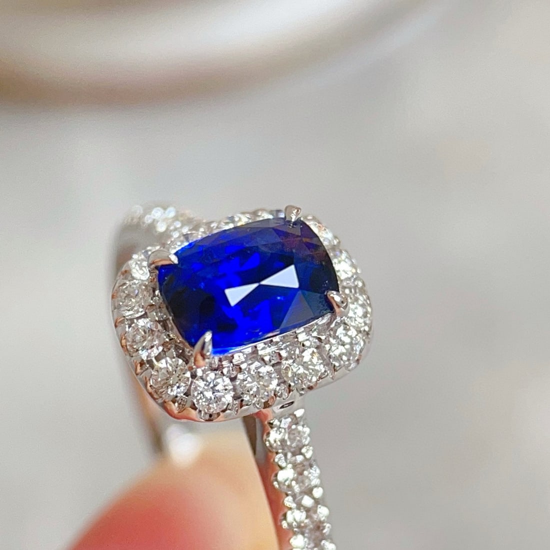 14k Gold 1.60 Ctw Natural Sapphire & Diamond Ring - 2