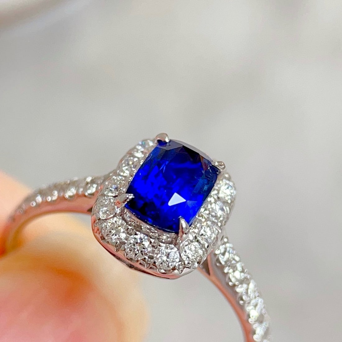 14k Gold 1.60 Ctw Natural Sapphire & Diamond Ring - 3