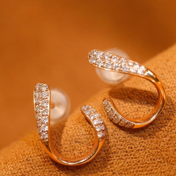 14k Gold 0.18 Ct Natural H Diamond Earrings - 2