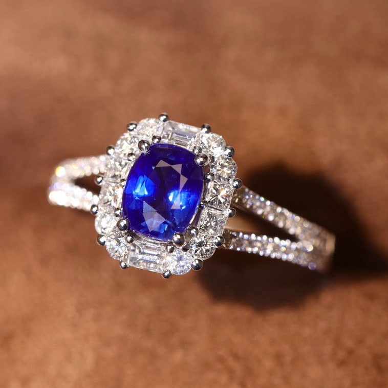 14k Gold 1.72 Ctw Natural Sapphire & Diamond Ring - 2