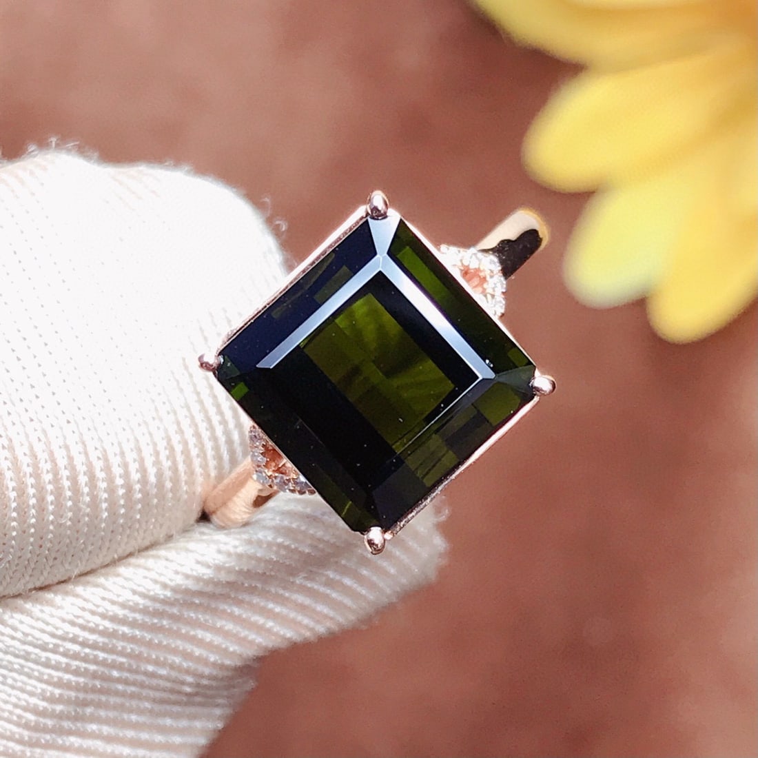 14k Gold 5.4 Ct Natural Tourmaline & Diamond Ring - 2