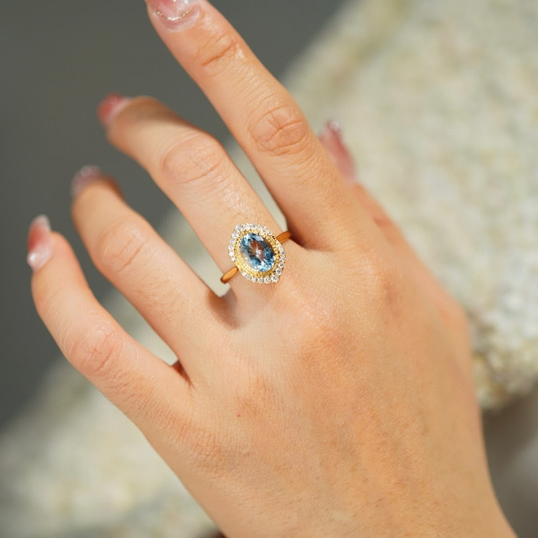 14k Gold 1.4 Ct Natural Aquamarine & Diamond Ring - 3