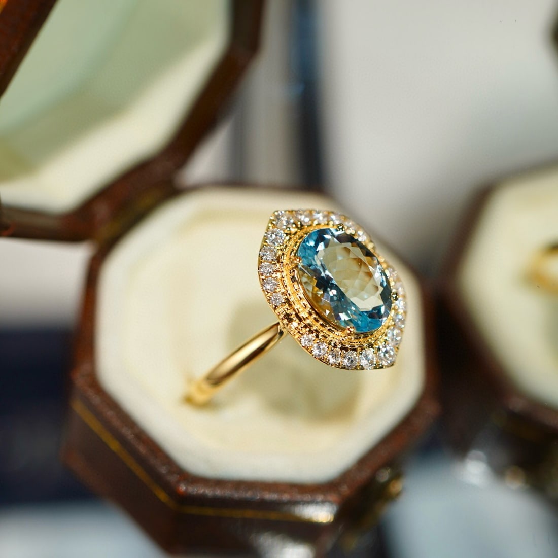 14k Gold 1.4 Ct Natural Aquamarine & Diamond Ring - 6