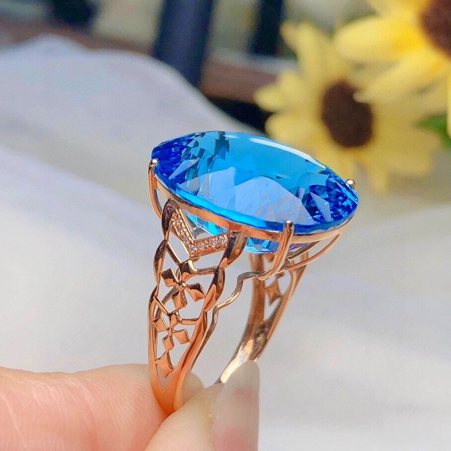 14k Gold 25.20 Ct Natural Topaz & Diamond Ring - 5