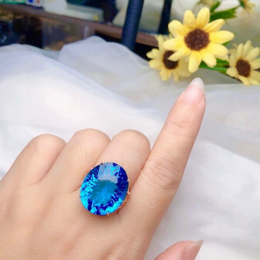 14k Gold 25.20 Ct Natural Topaz & Diamond Ring - 6