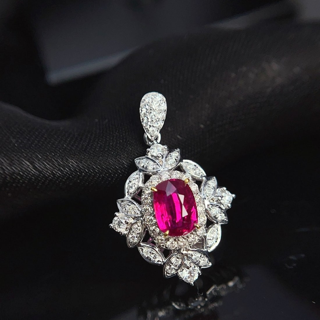 14k Gold 1.53 Ctw Natural Ruby & Diamond Pendant( Without Chain ) - 2