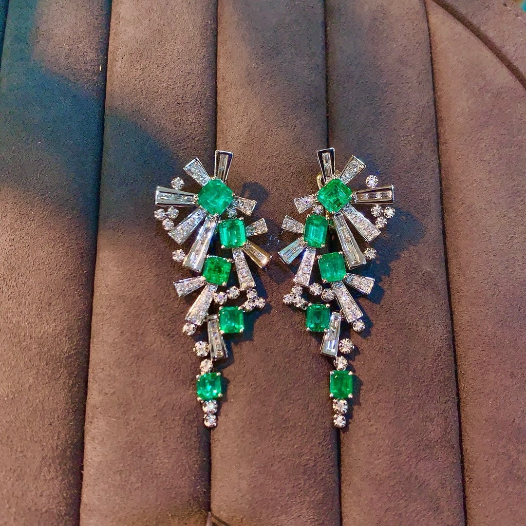 14k Gold 4.40 Ctw Vivid Green Natural Emerald & Diamond Earrings - 4
