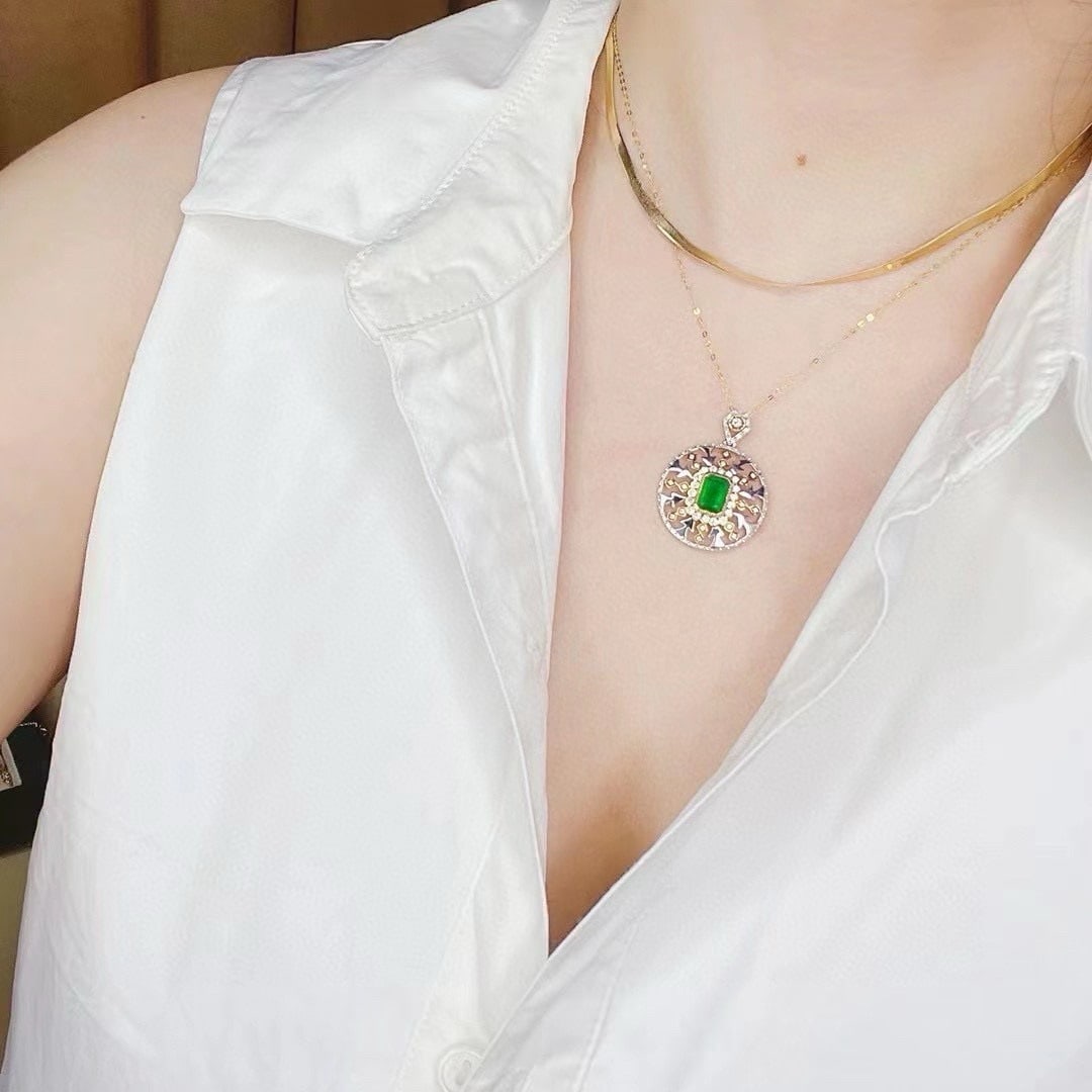 14k Gold 1.85 Ctw Vivid Green Natural Emerald & Diamond Pendant( Without Chain ) - 5