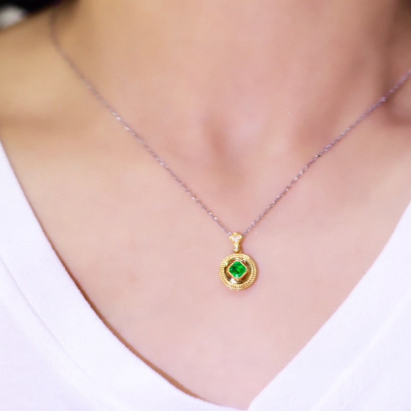 14k Gold 0.5 Ct Vivid Green Natural Emerald & Diamond Pendant( Without Chain ) - 6