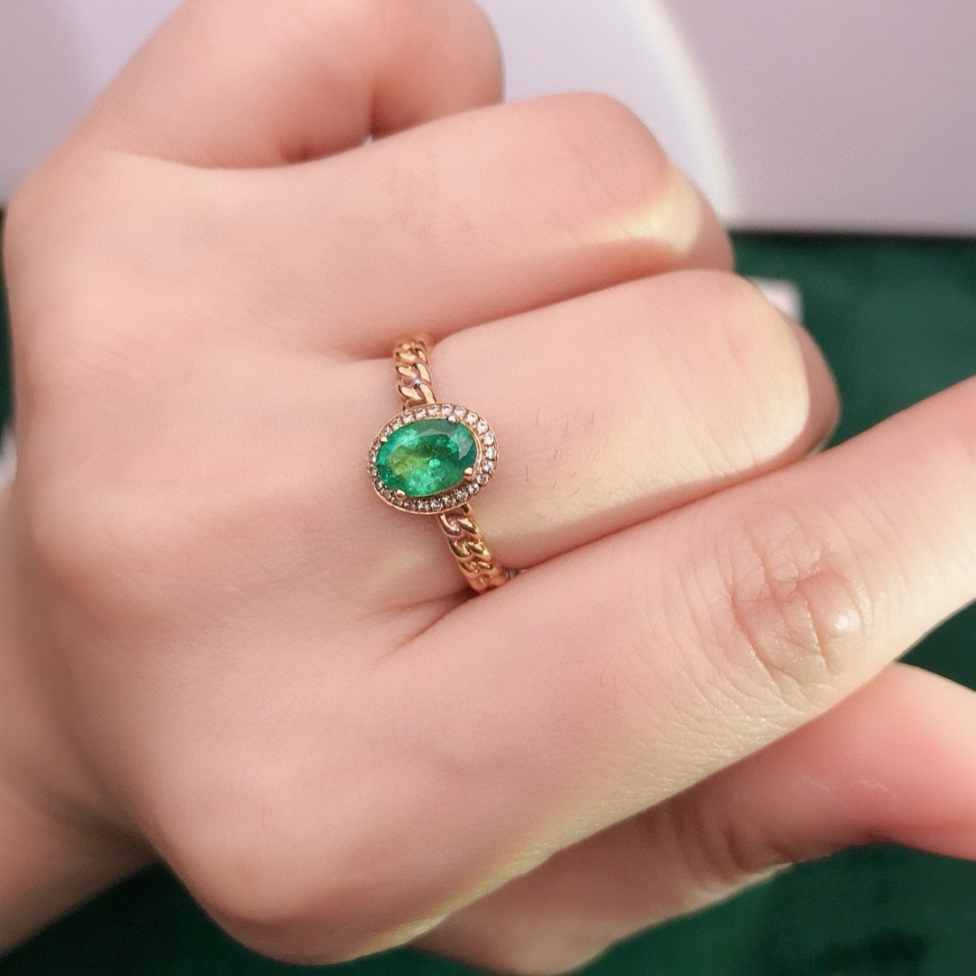 14k Gold 0.85 Ctw Natural Emerald & Diamond Ring - 6