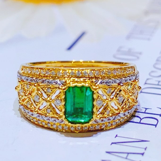 14k Gold 0.55 Ct Natural Emerald & Diamond Ring - 4