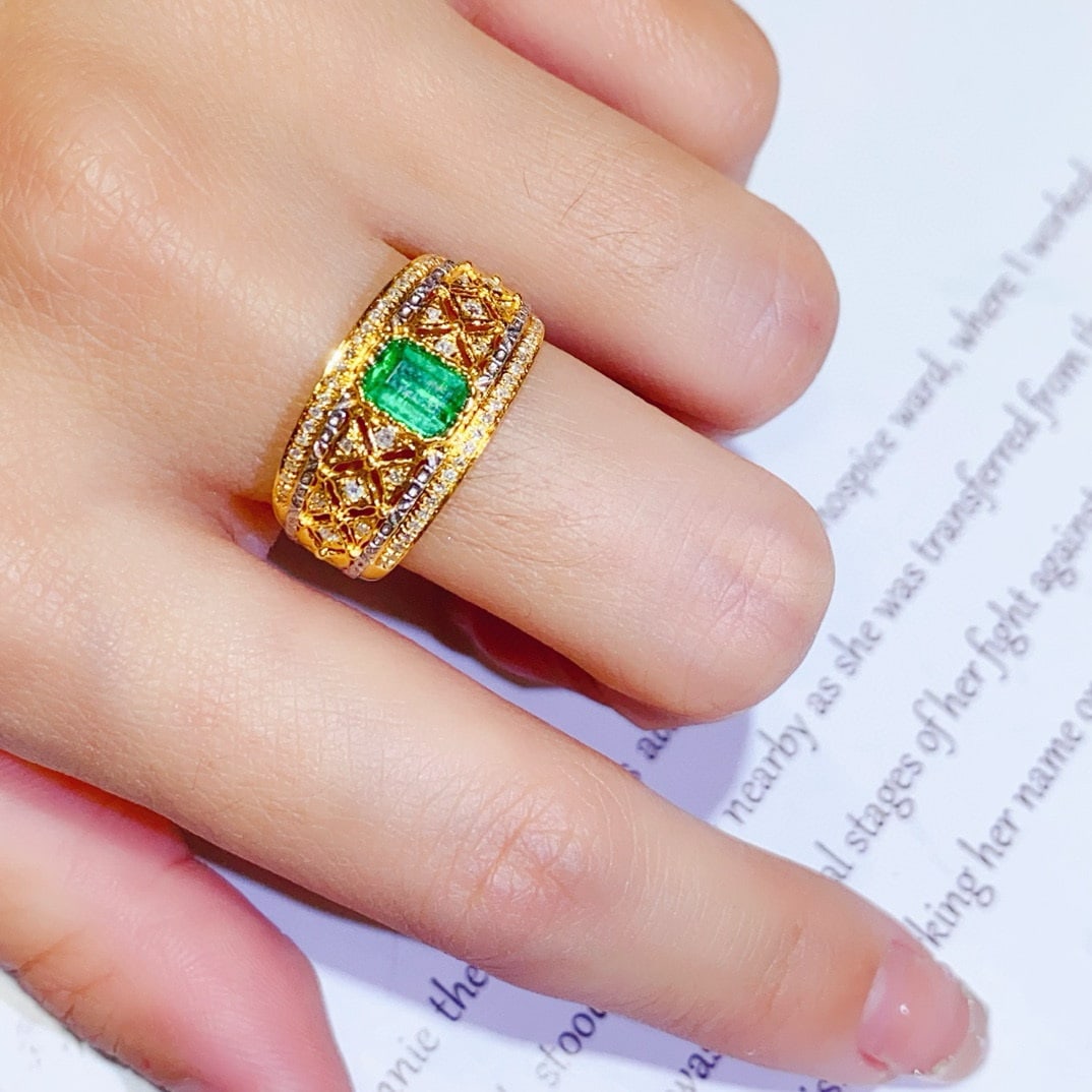 14k Gold 0.55 Ct Natural Emerald & Diamond Ring - 5