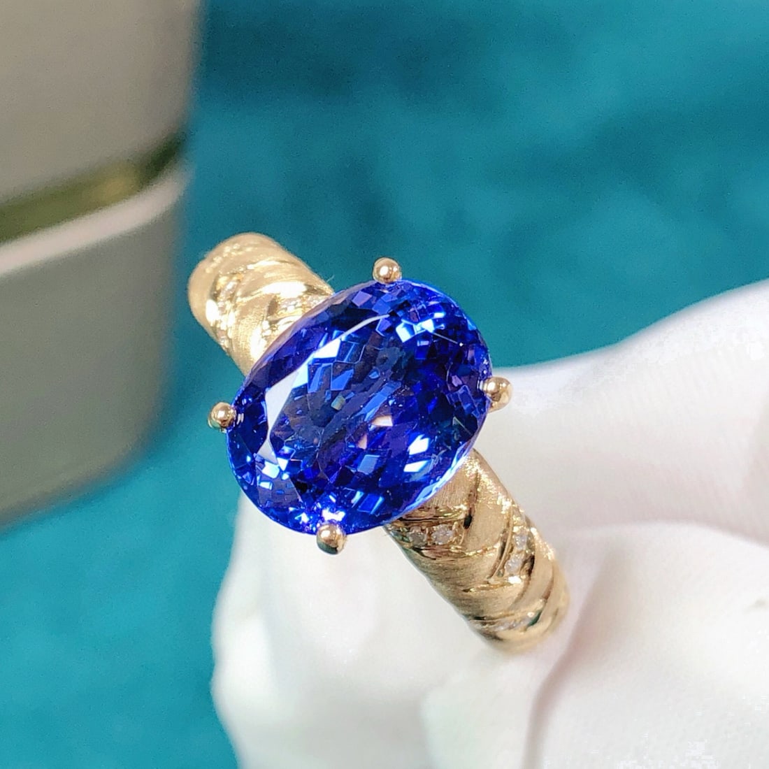 14k Gold 3.01 Ctw Natural Tanzanite & Diamond Ring - 2