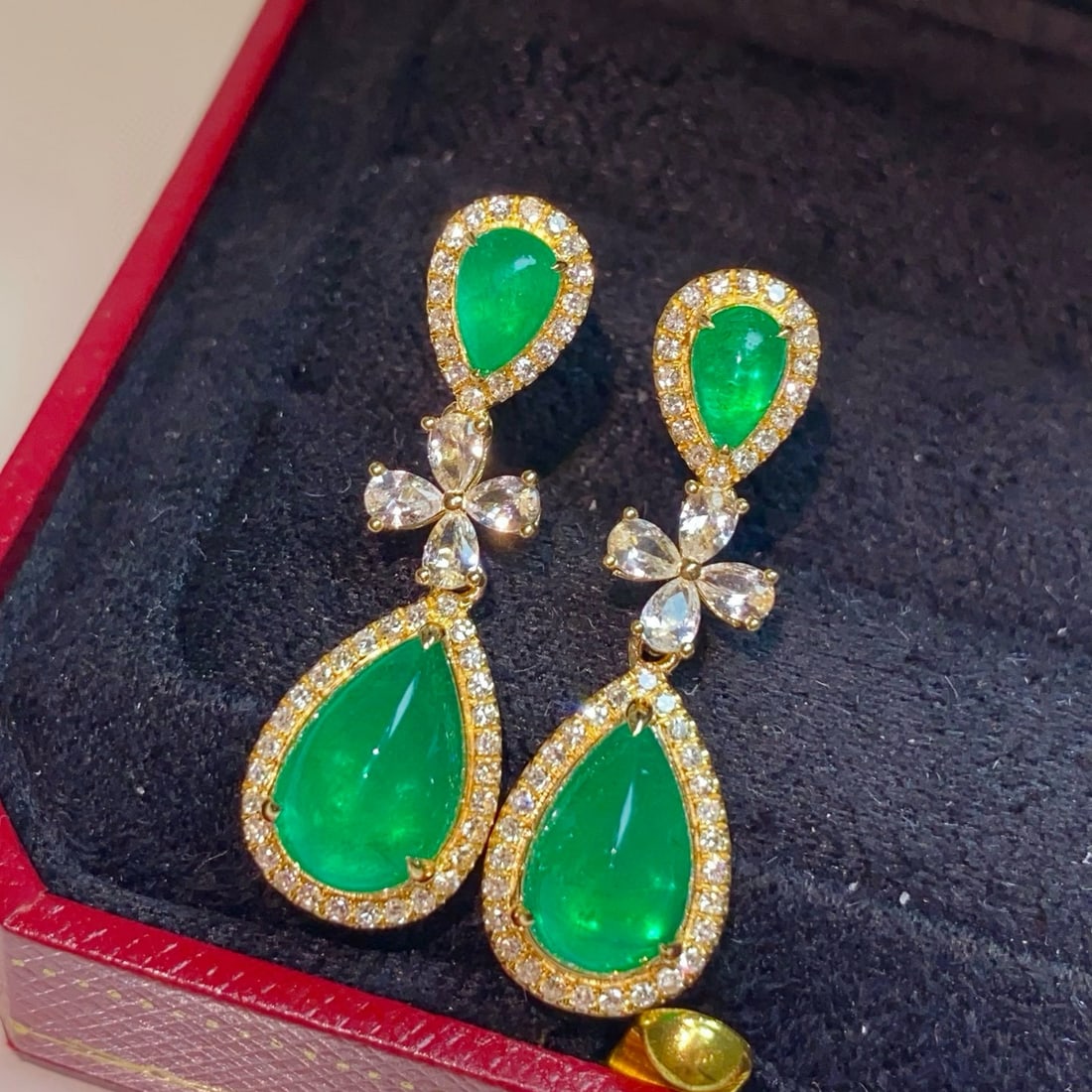 14k Gold 5.58 Ctw Natural Emerald & Diamond Earrings - 3